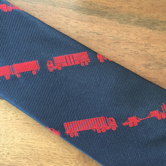 Yves Saint Laurent PARIS Vintage Mens Necktie - Picture 3 of 5